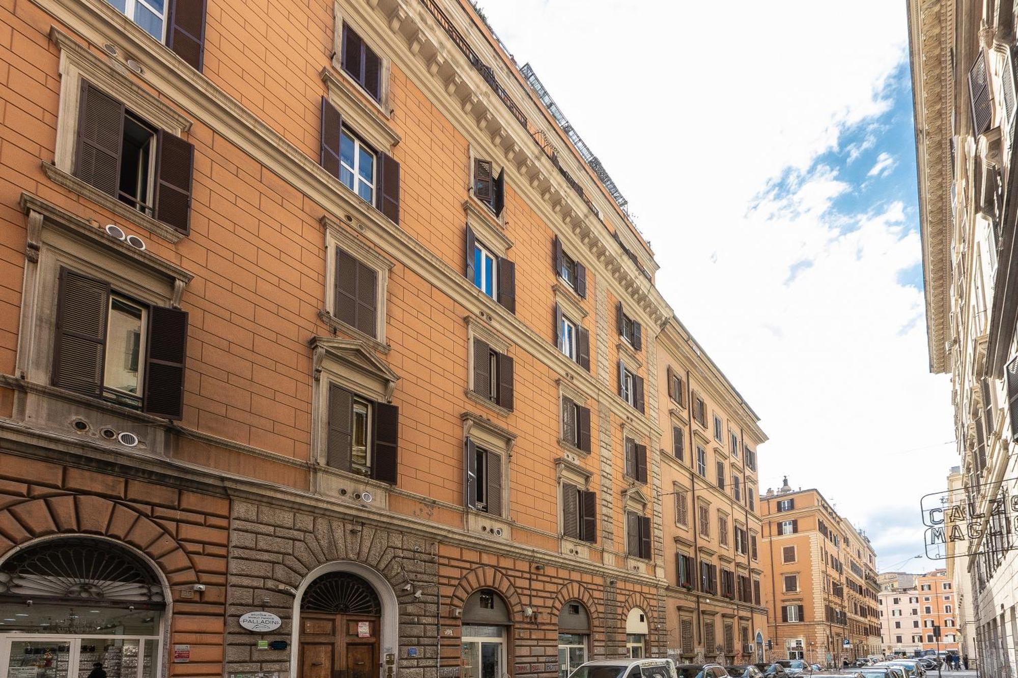 Iron Luxury Rooms Rome Bagian luar foto